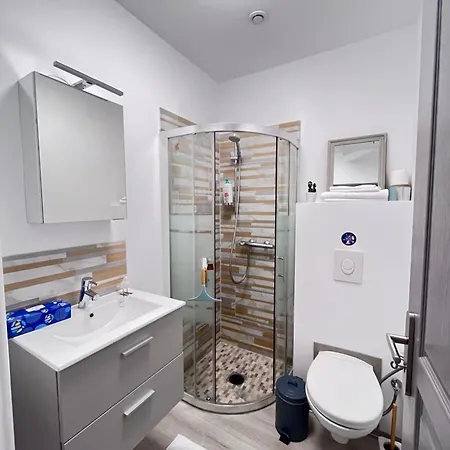Séjour chez l'habitant Premium - Coliving Liberation Avec Terrasse & Salle De Bain Privee